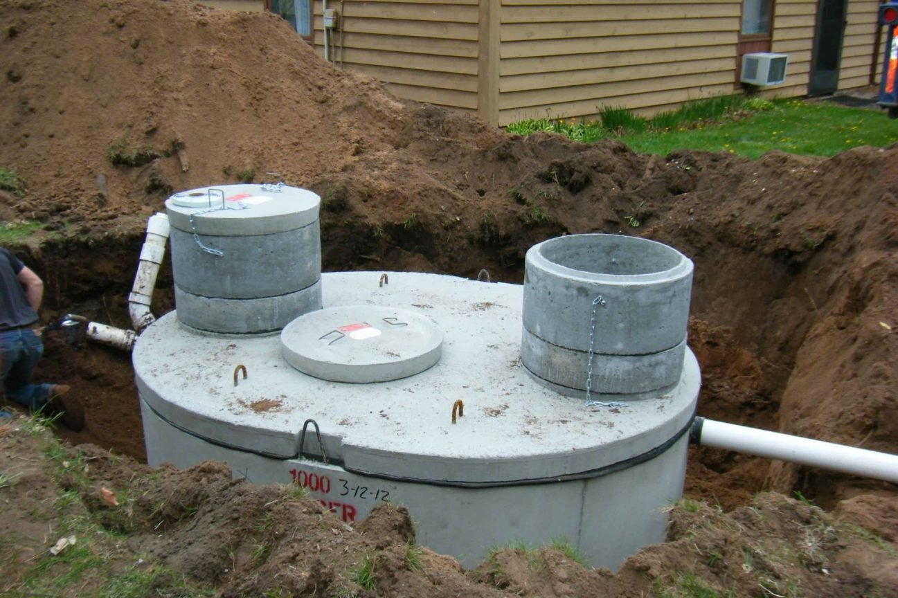 concrete drainage septic tank placing for installation in whangarei